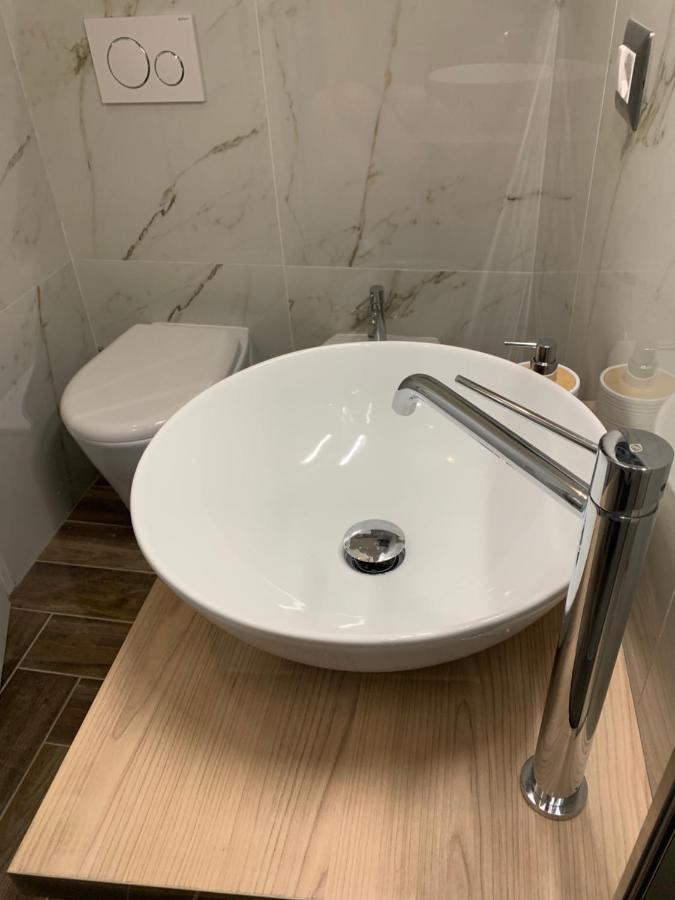 Apartamento Residenza Castellazzo Ivrea Exterior foto